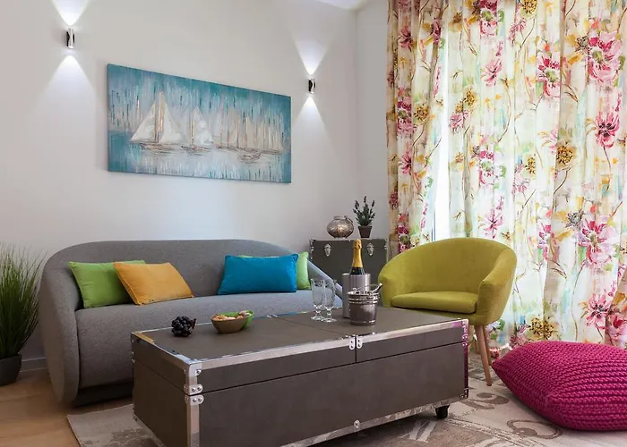 Bepo With Balcony - Free Parking Apartamento