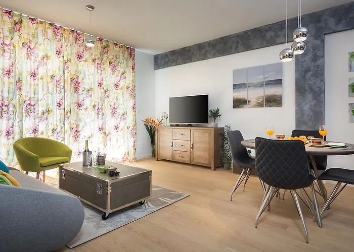 Bepo With Balcony - Free Parking Apartamento