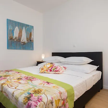 Bepo With Balcony - Free Parking * Split